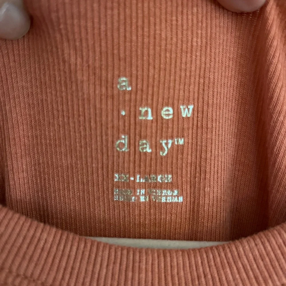 🎁Free with purchase!🎁 a new day Coral Ribbed Racerback Tank top Size XXLarge - Picture 3 of 3